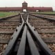 Arbeit macht frei a Auschwitz