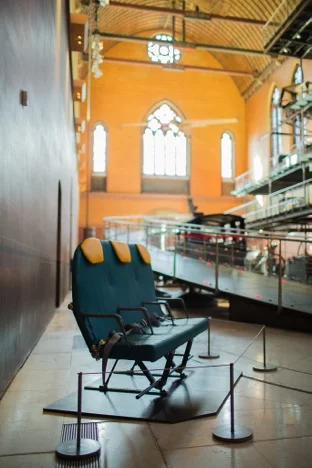 Le Titanium Seat au musée