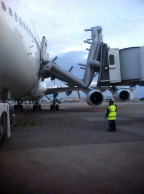 Toboggan avion, ils l’utilisent pour sortir…