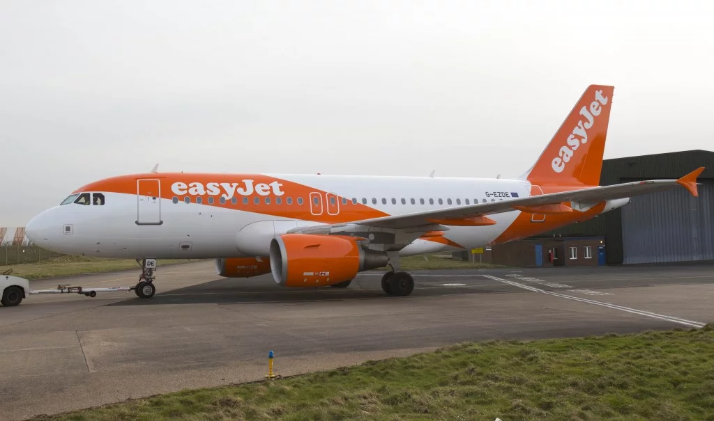 easyJet, PNC tabassés