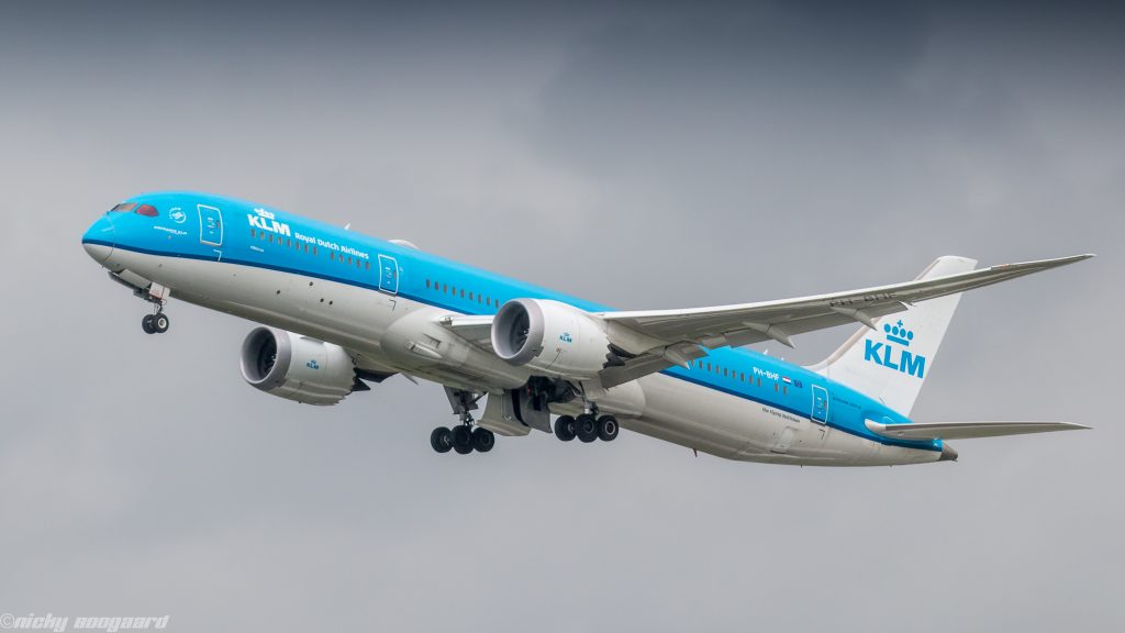 Amsterdam annule la réduction des vols