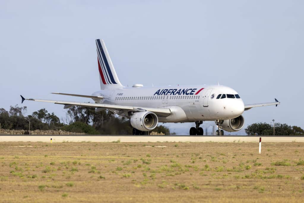 air france pointe a pitre panama city